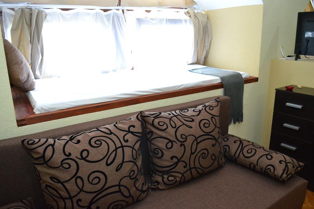 Ezuestfenyo Hotel Telkibánya 外观 照片